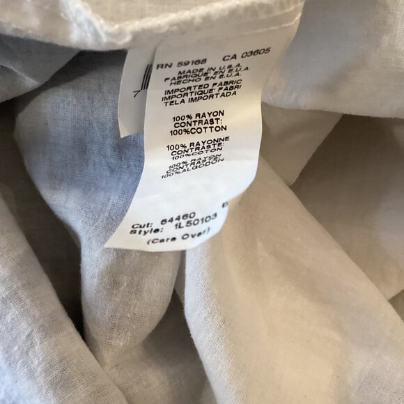 Karen Kane Sleeveless Top Size Medium White &‎ Blue Embroidered With Tie Neck - Picture 3 of 7